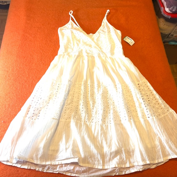 White boho broderie anglaise pointelle cotton dress NWT - Picture 3 of 14